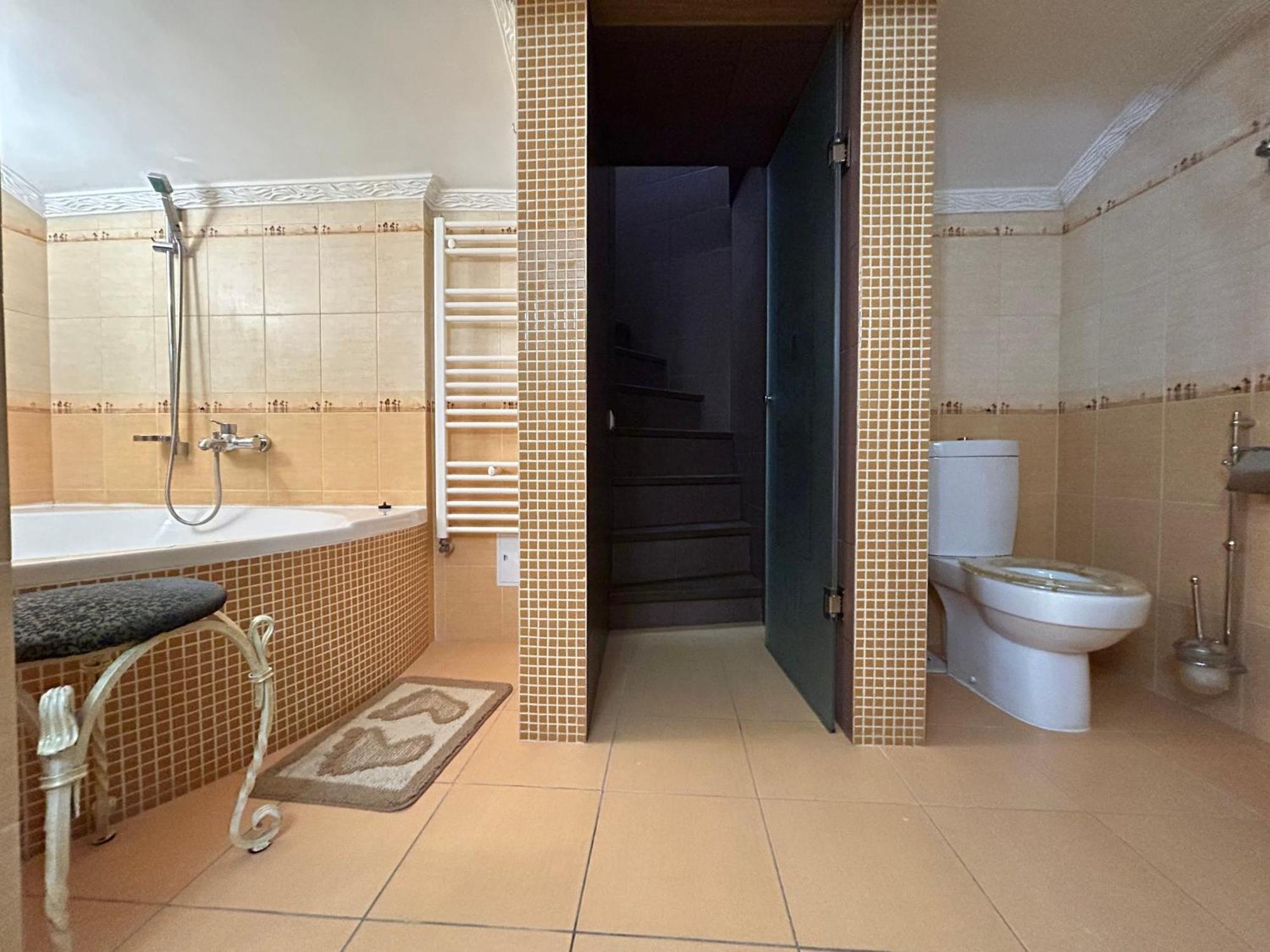 Apartments On Sholom Aleichem Та Ще Варіант Поруч Лвив Екстериор снимка