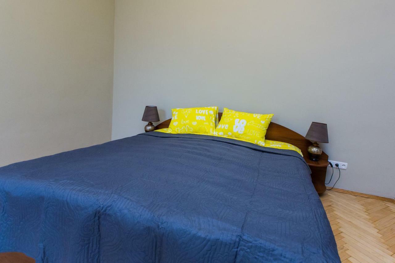 Apartments On Sholom Aleichem Та Ще Варіант Поруч Лвив Екстериор снимка