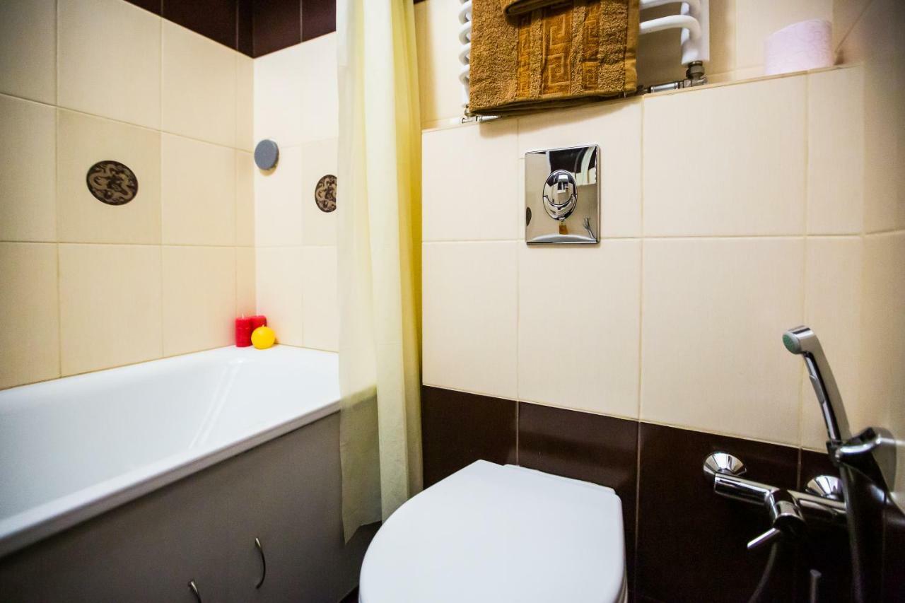 Apartments On Sholom Aleichem Та Ще Варіант Поруч Лвив Екстериор снимка